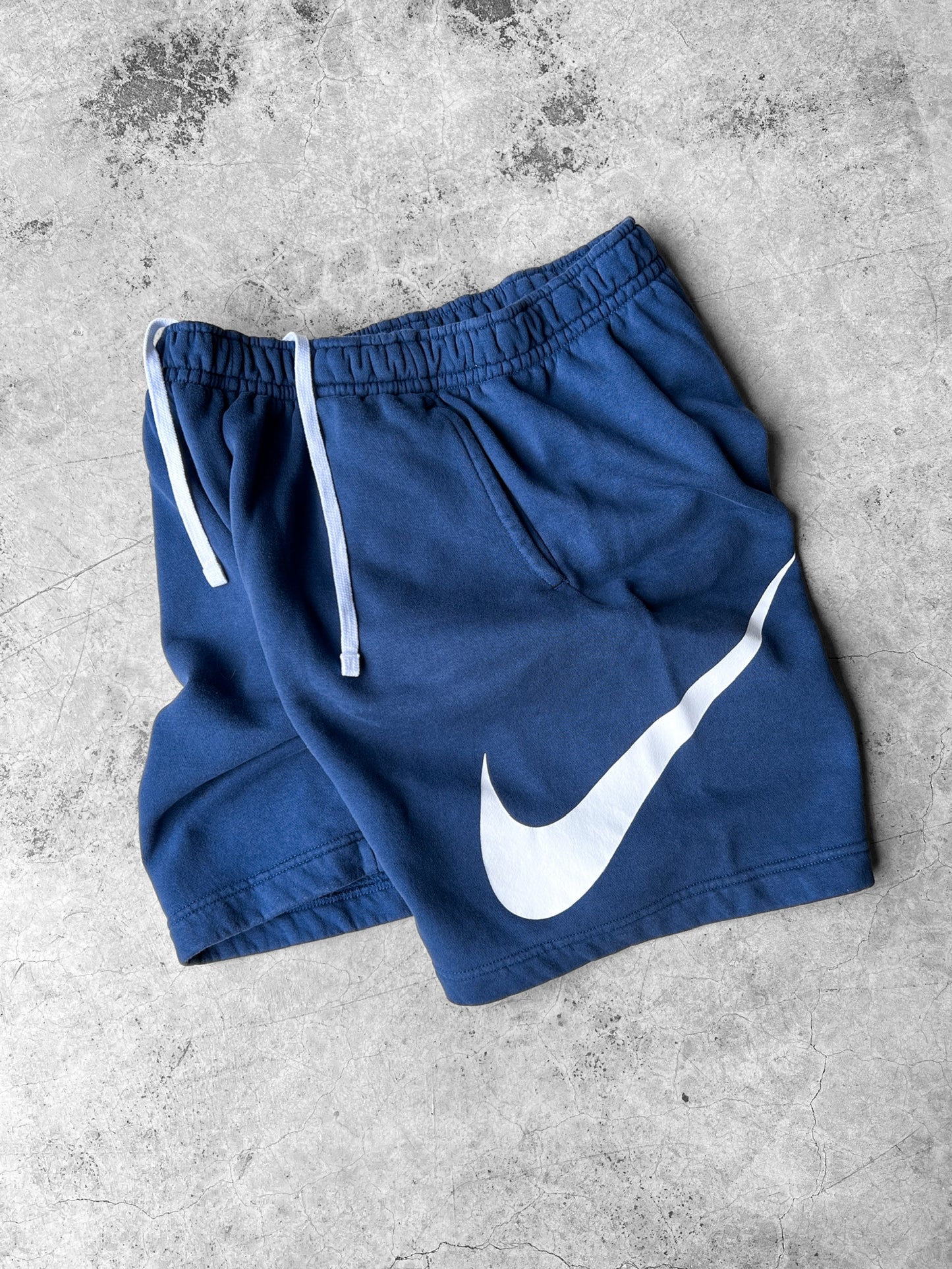 Nike Swoosh Sweat Shorts - M