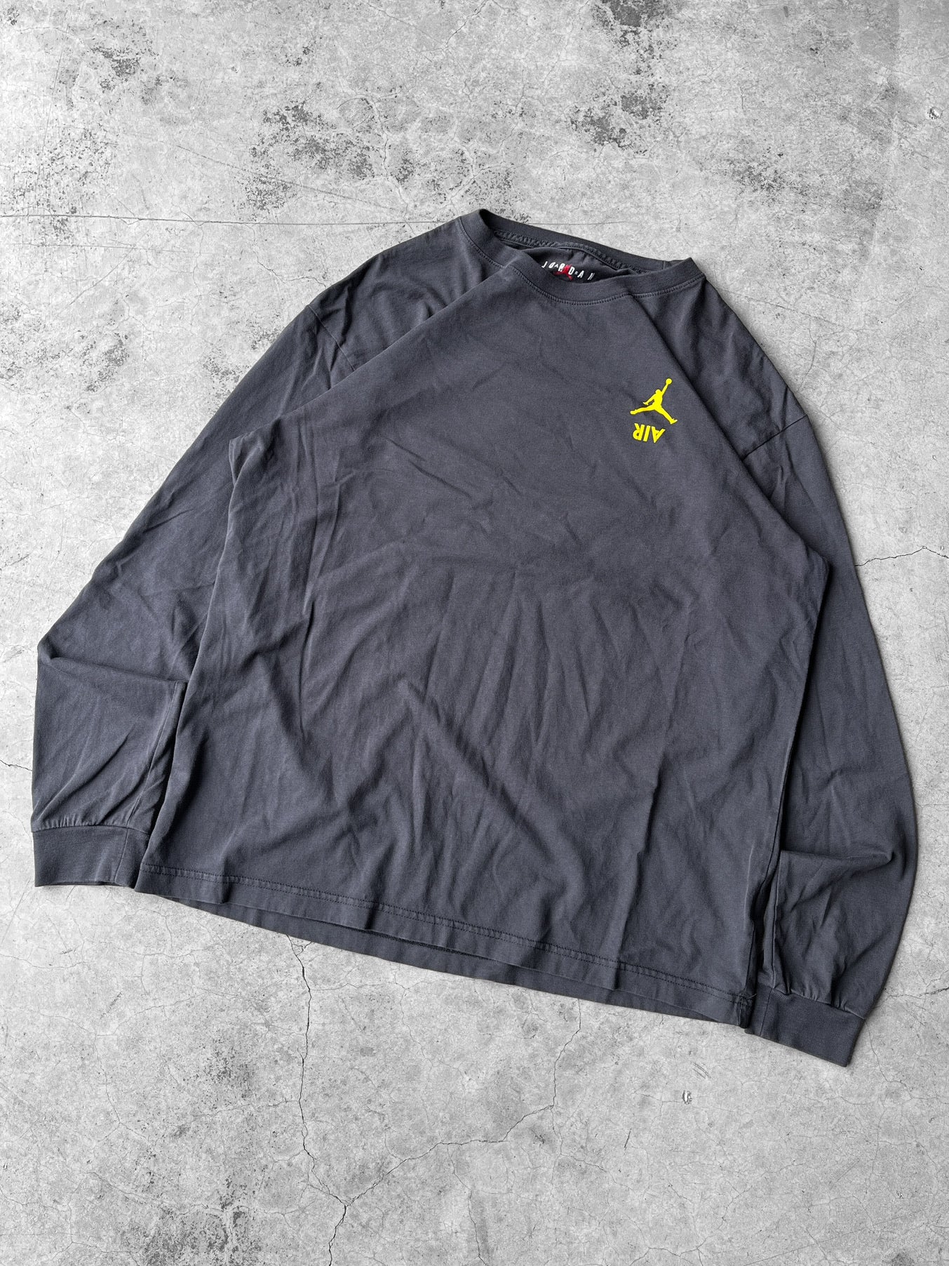 Nike Air Jordan Long Sleeve Shirt - M