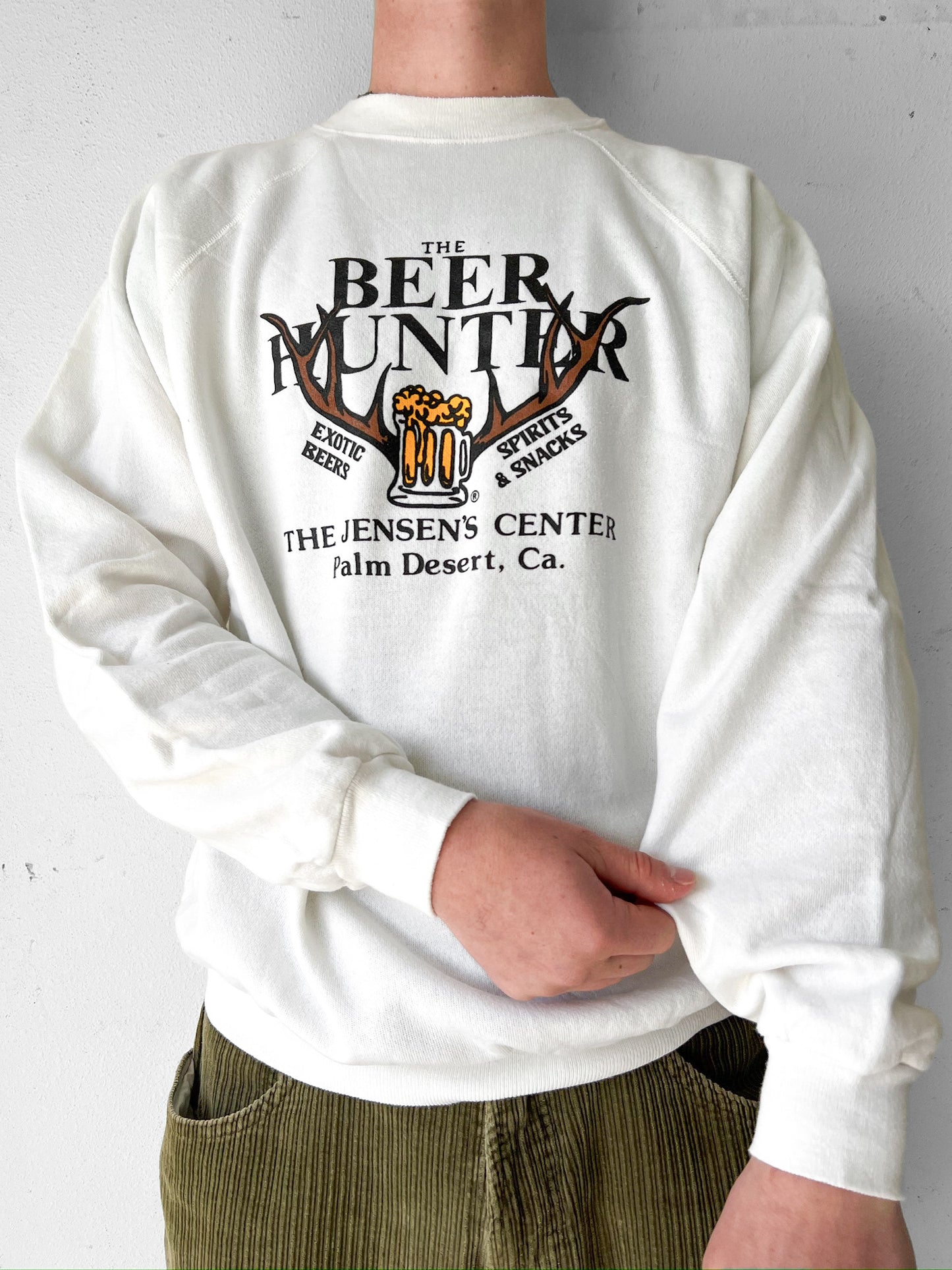 90’s ‘Beer Hunter’ Bar Crewneck - XL