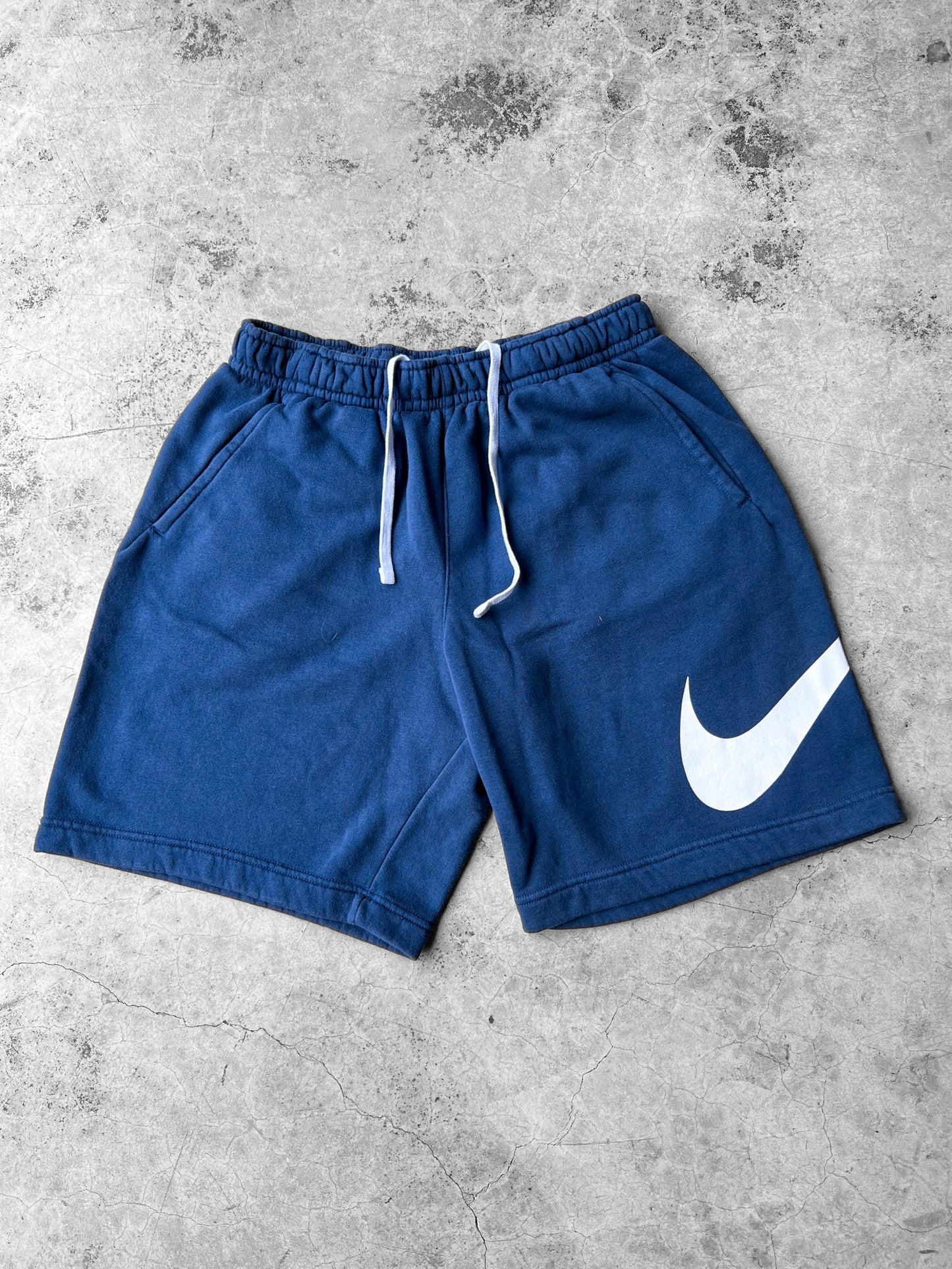 Nike Swoosh Sweat Shorts - M