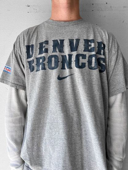 90’s Nike Center Swoosh Denver Broncos NFL Shirt - L