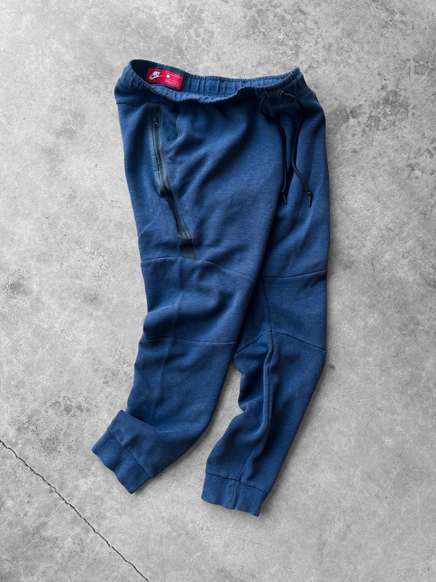 Nike Tech Fleece Sweatpants - XL