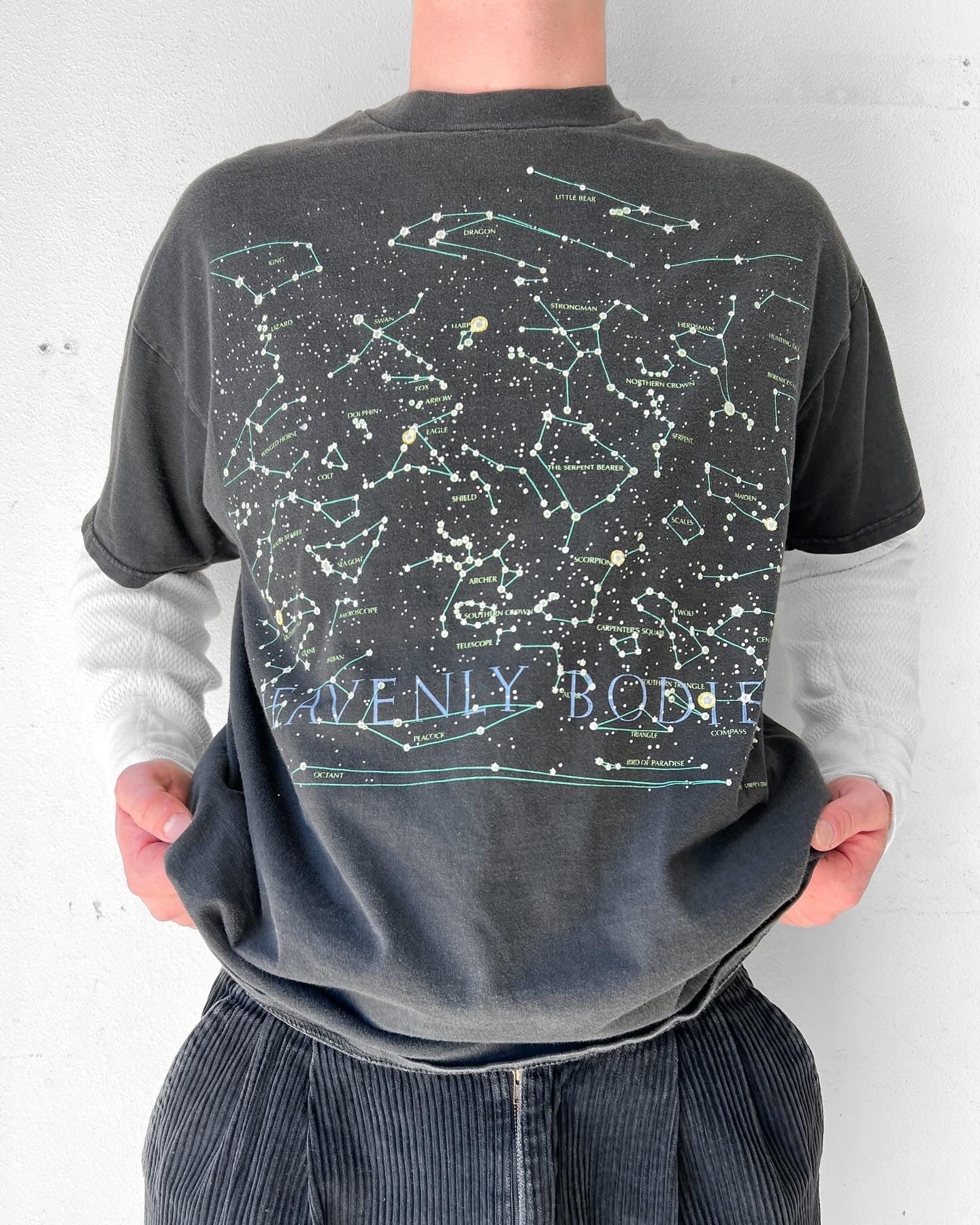 90’s Heavenly Bodies Astrology Constellation Art Shirt - L