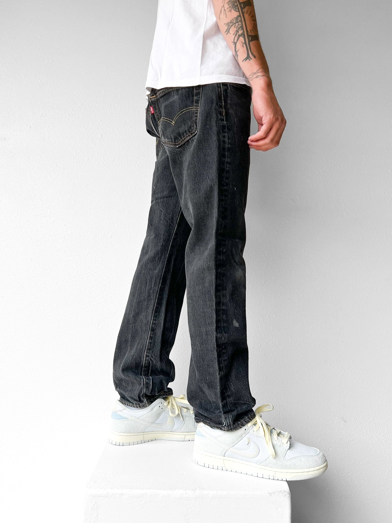 Levi’s 501 Dark-wash Jeans - 32 x 32