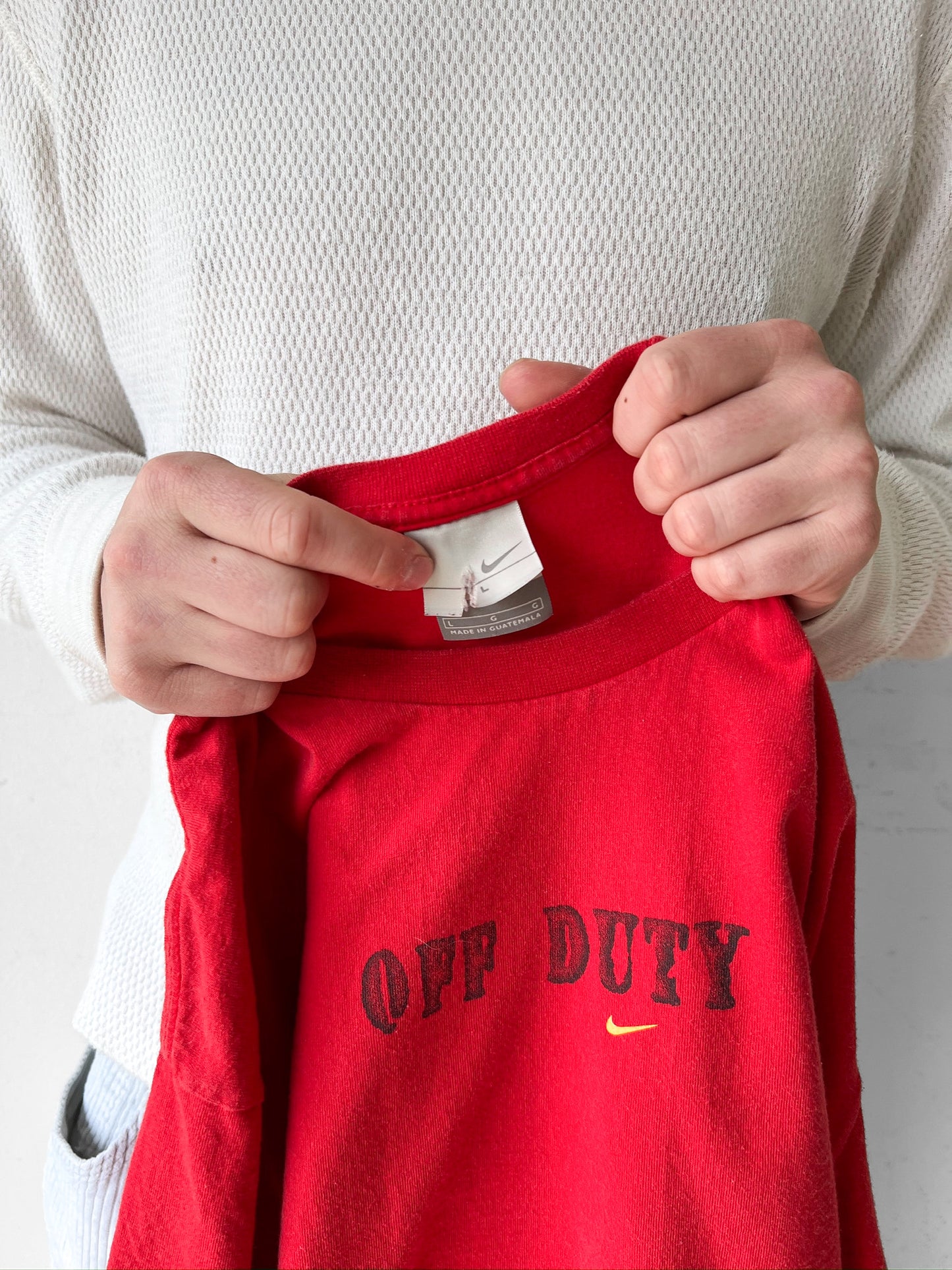Nike Center Swoosh Off Duty Dragon Shirt - L