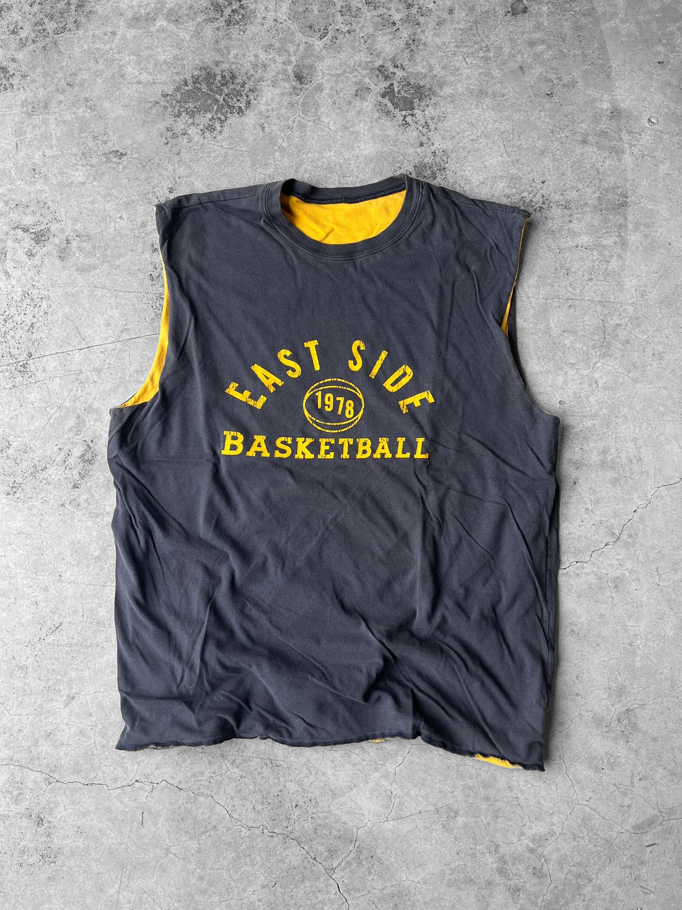 70’s Eastside Basketball Cutoff Shirt - M